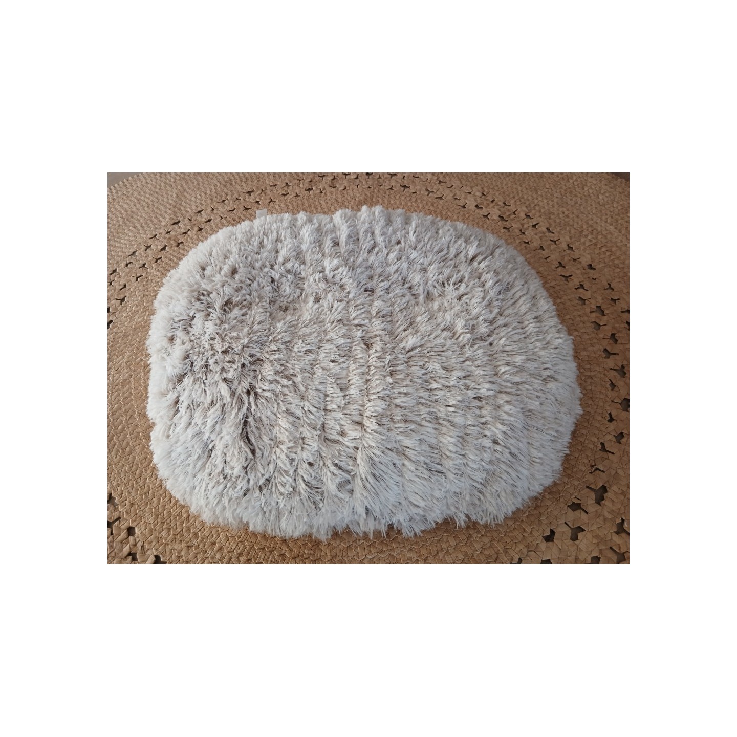 coussin  Poilu  Beige  -  BOBBY